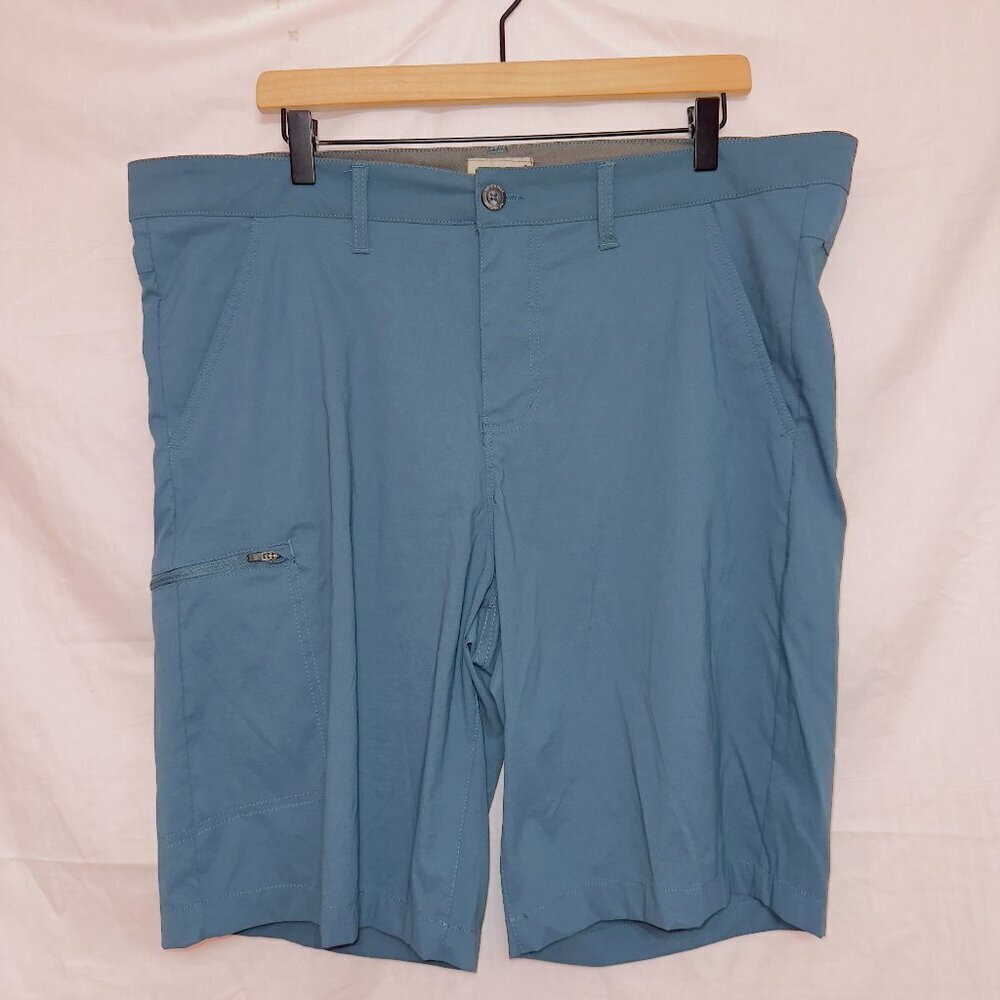 Men's Weatherproof Blue Flat Front Trail Short size 38 waist